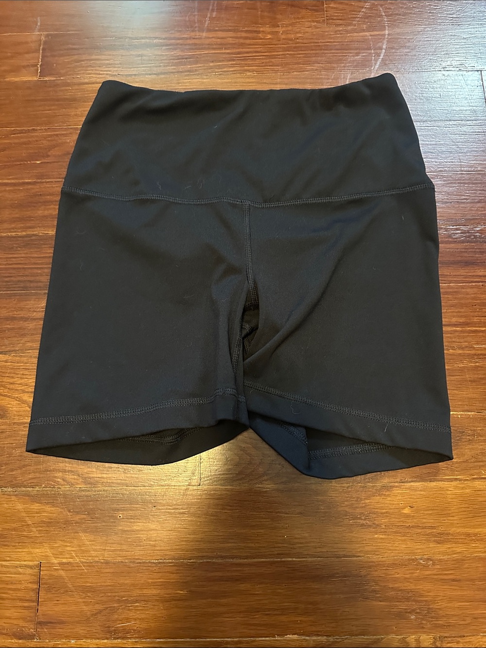 Black Women's High-Waist Active Shorts Small